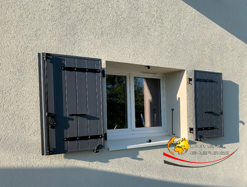 Vollet battant aluminium - Univers Energies